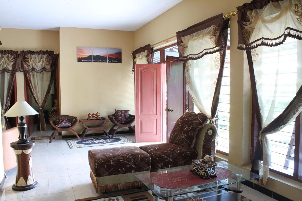 Marry Ind Gunung Kawi Guest House Malang Bumirejo Exterior photo